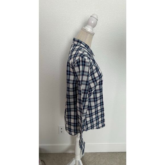 Untuckit Blue and White Sorbo Plaid Button Up - 12 - Picture 4 of 6